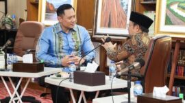 Ketua Umum Partai Demokrat Agus Harimurti Yudhoyono (kiri) dan Ketua Umum PKB Muhaimin Iskandar. (Instagram.com/@agusyudhoyono)
