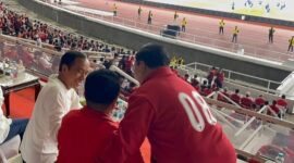 Menteri Pertahanan Prabowo Subianto bersama Presiden Jokowi dan menteri BUMN Erick Thohir. (Instagram.com/@prabowo)