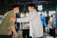 Menteri Pertahanan RI Prabowo Subianto bersama Wali Kota Solo Gibran Rakabuming Raka. (Facbook.com/@Prabowo Subainto)