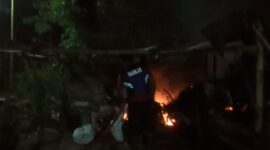 Kandang ternak kambing di Ponorogo, Jawa Timur, ludes terbakar. (Dok. FIN) 
