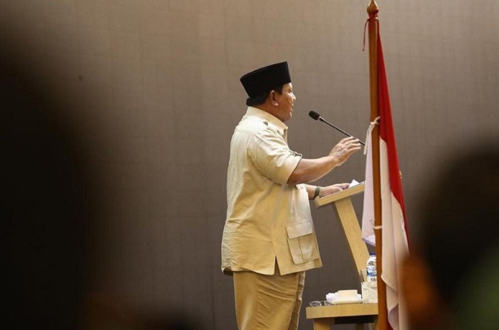 Ketua Umum Partai Gerindra Prabowo Subianto menghadiri acara Konsolidasi Zona III Pemenangan Pileg Partai Bulan Bintang di Hotel Pangeran Beach, Padang. (Instagram.com/@prabowo)