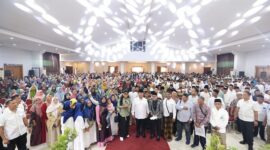 Menteri Pertahanan, Prabowo Subianto Menghadiri forum silaturahmi 'Sarapan Bareng 1000 Guru Ngaji Se-DIY' di Prima SR Hotel and Convention, Kabupaten Sleman. (Dok. Tim Media Prabowo Subianto)
