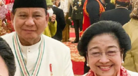 Ketua Umum PDI Perjuangan Megawati Soekarnoputri bersama Ketua Umum Partai Gerindra, Prabowo Subianto. (Instagram.com/@presidenmegawati)