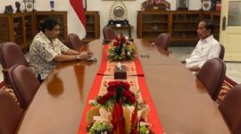 Presiden Joko Widodo bersama Politikus senior Maruarar Sirait. (Fcebook.com/Maruarar Sirait)
