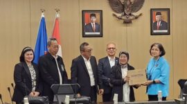 Foto : Pejabat KBRI Tokyo menyampaikan dukungan penuh untuk kerja sama antara Indonesia dan Jepang dalam hal sertifikasi kompetensi tenaga kerja, disaksikan oleh perwakilan BNSP dan Kemnaker, Jepang (9/7/24)