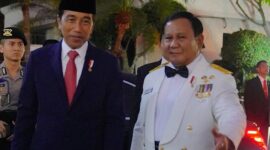 Presiden Joko Widodo bersama Pesiden Terpilih 2024-2029, Prabowo Subianto. (Facebook.com @Prabowo Subianto)