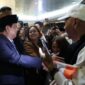 Presiden Prabowo Subianto disambut oleh antusiasme ratusan warga Indonesia yang tinggal di Amerika Serikat, seperti pelajar, mahasiswa, dan ibu-ibu diaspora dan keluarga mereka. (Dok Tim Media Prabowo Subianto)